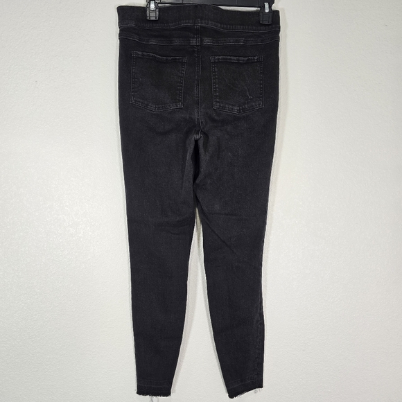 Spanx Vintage Distressed Ankle Skinny Jeans in Black Size Large Style 20213R - Picture 9 of 13
